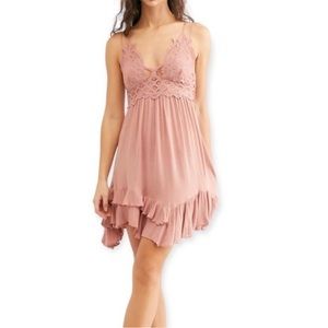 NWT Free People Adella Slip Size Small Mauve Color
